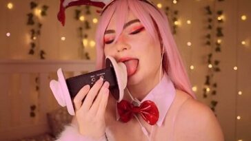 SacredXO ASMR Zero 2 Bunny Uncovered Licks Patreon Video Leaked