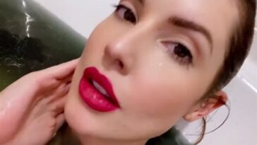 Amanda Cerny Nude Bathing OnlyFans Leaked Video