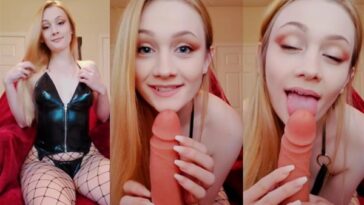 MiinuInu Porn Dildo Sucking OnlyFans Video