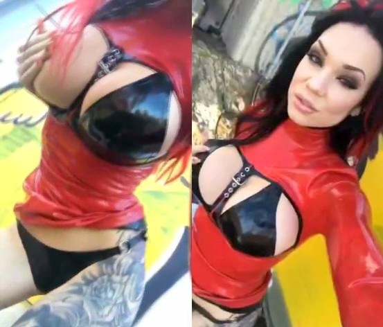 StarFucked Black Latex Sensual Selfie Video